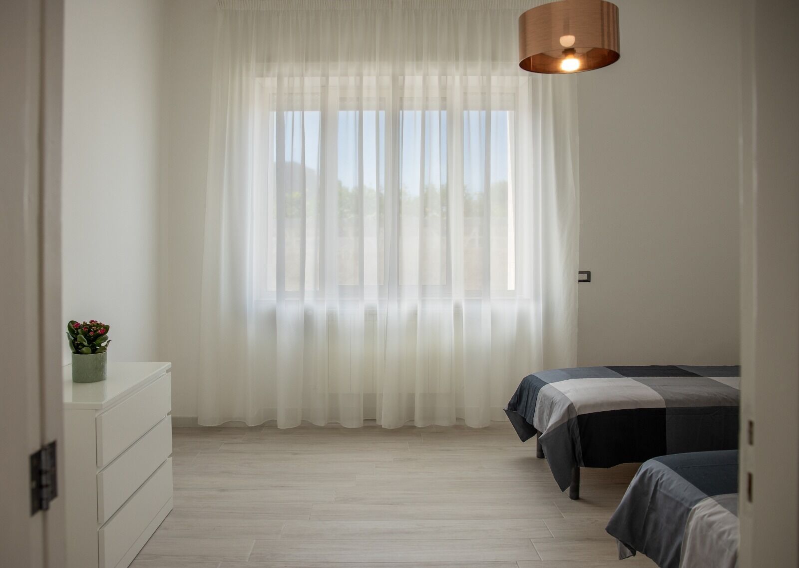 3 camere, ferro/asse da stiro, Wi-Fi gratuito, lenzuola