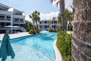 Pool - Islamorada Penthouse with Private Beach & Pool! (Islamorada)