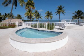 Pool - Islamorada Penthouse with Private Beach & Pool! (Islamorada)