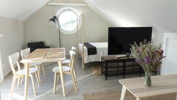 1 chambre, fer et planche Ă repasser, lit parapluie, Wi-Fi gratuit