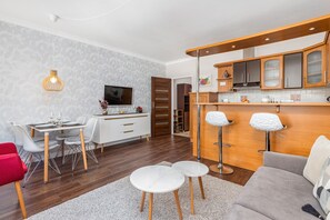 Apartamento, 1 quarto, sacada | Sala de estar