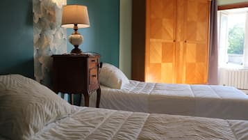 4 habitaciones, cuna de viaje y wifi gratis