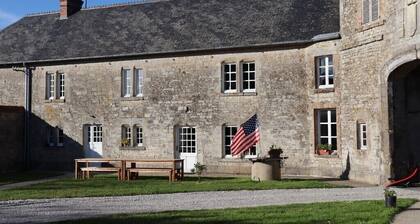 Furnished farmhouse, 16th-century Norman manor house, (sleeps 2 to 7).