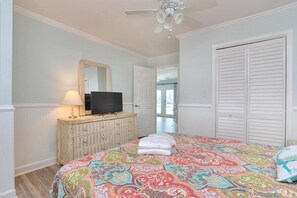 2 bedrooms, iron/ironing board, free WiFi, bed sheets - Relax at Easy Peasy Ocean Breezy, a cozy oceanfront condo in Oak Island, perfect for 6! (Oak Island)