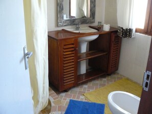 Bathroom - Malaika House (Malindi)