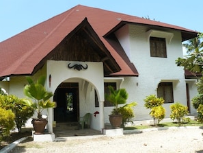Exterior - Malaika House (Malindi)