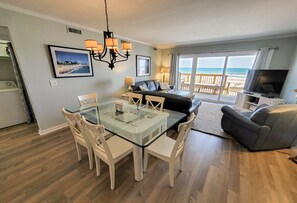 Smart TV, reproductor de DVD y libros