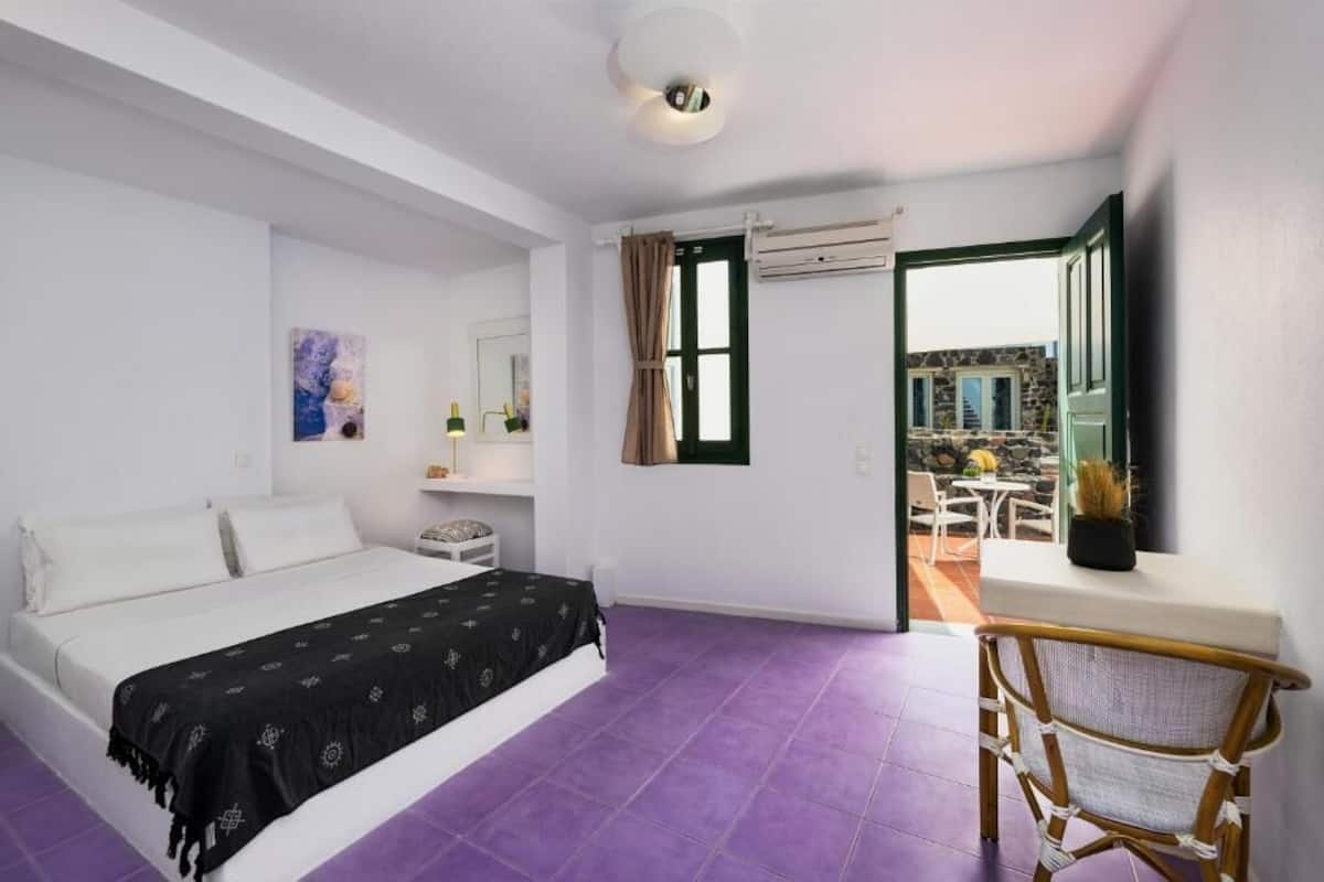 Budget Room | 1 bedroom, premium bedding, in-room safe, desk