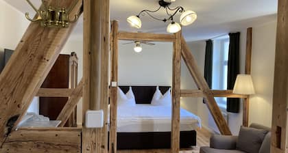 Zum alten "MĂŒller-JĂ€ger" - Apartments