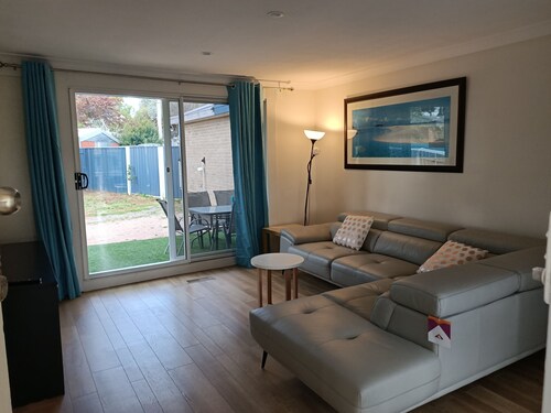 💜 Follow the sun 💜 3br Perfect Canberra Gettaway