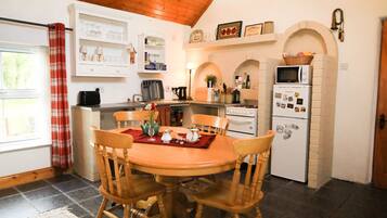 Cottage | Dapur peribadi | Peti sejuk, ketuhar gelombang mikro, ketuhar, dapur