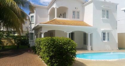Villa The Golden Dream