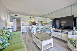 Smart TV, DVD player