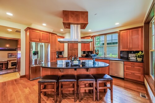 Holiday Magic in Suncadia w/ Winter Savings