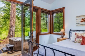 4 Schlafzimmer, Schreibtisch, Bügeleisen/Bügelbrett, kostenloses WLAN