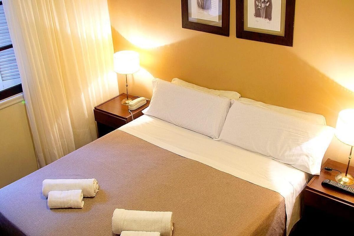 Minibar, in-room safe, free WiFi, bed sheets