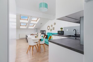 Studio, kjøkken | Eget kjøkken | Mikrobølgeovn, oppvaskmaskin, kaffetrakter/tekoker og kjøkkenutstyr