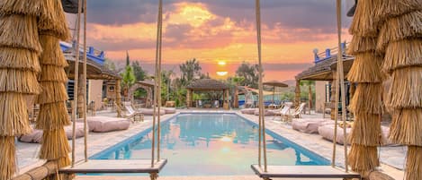 Outdoor pool, sun loungers