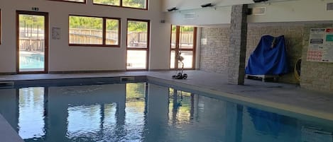 Piscine couverte, piscine chauffée
