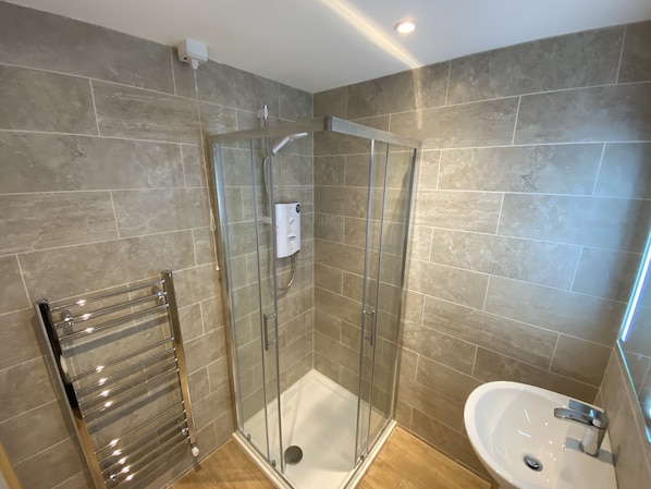 Apartment, Multiple Beds | Bathroom