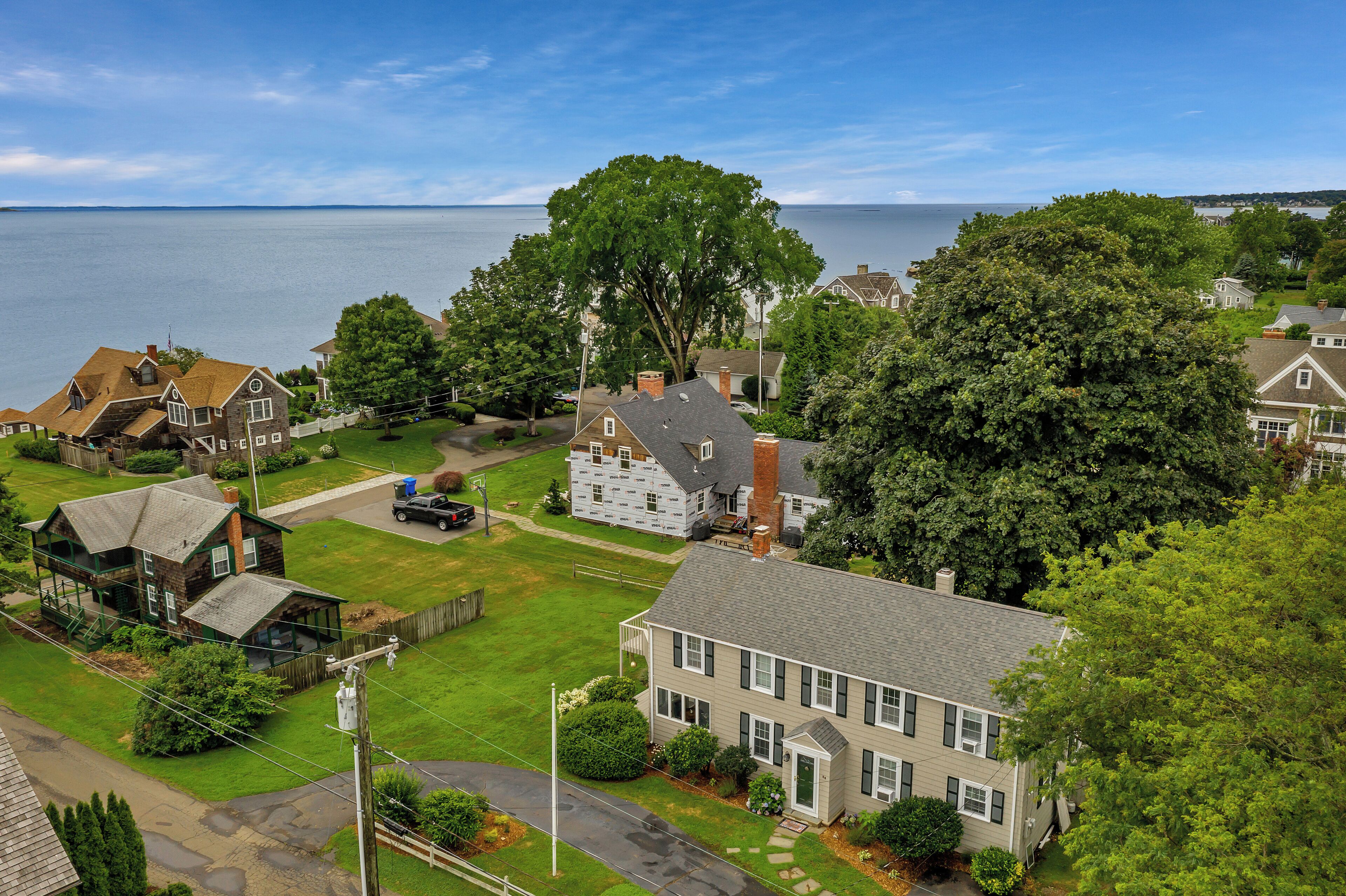 Ideal Madison vacation home just steps to private beach!