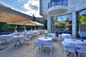 Restaurant - Hotel Sofia - All Inclusive (Varna)