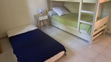4 chambres, fer et planche Ă repasser, Wi-Fi gratuit, draps fournis
