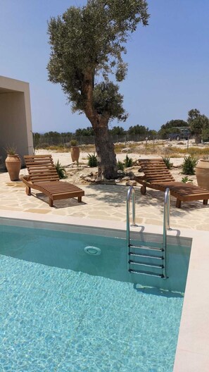 Piscina interna, piscina externa