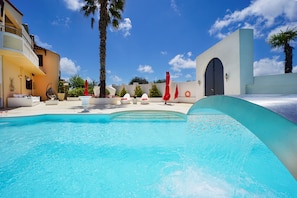 Ulkouima-allas, lämmitetty uima-allas