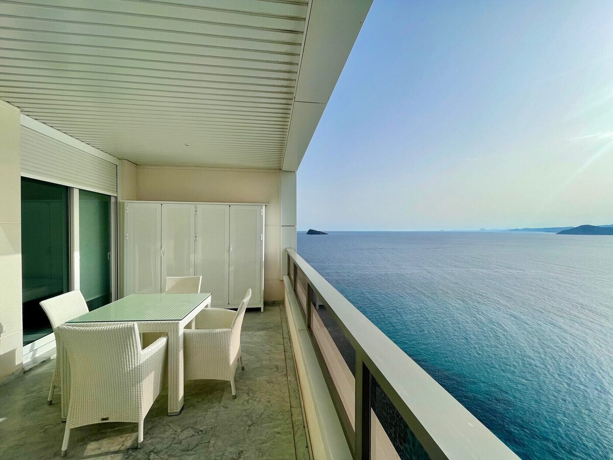 Host profile image