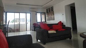 Ảnh chưa phân loại, 2 trong số 30 ảnh, nút