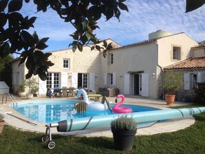 Alberca al aire libre 