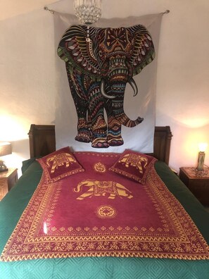 4 bedrooms, iron/ironing board, travel cot, free WiFi
