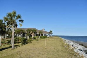 Property grounds - Lowcountry Splendor w/Marsh Views! Pet Friendly! Amenity Cards! Sleeps 12! Amenity Cards! (Johns Island)