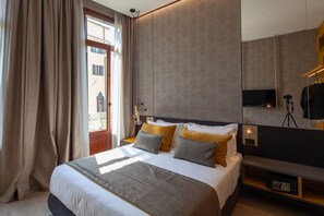 Suite (Giglio) | Daunenbettdecken, Minibar, Zimmersafe, individuell eingerichtet