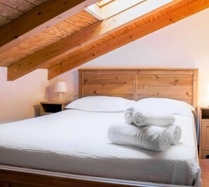 1 室のベッドルーム、アイロン / アイロン台、WiFi、ベッドシーツ