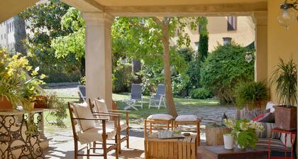 VILLA WITH POOL IN THE TUSCAN HILLS