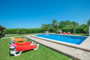 Utomhuspool