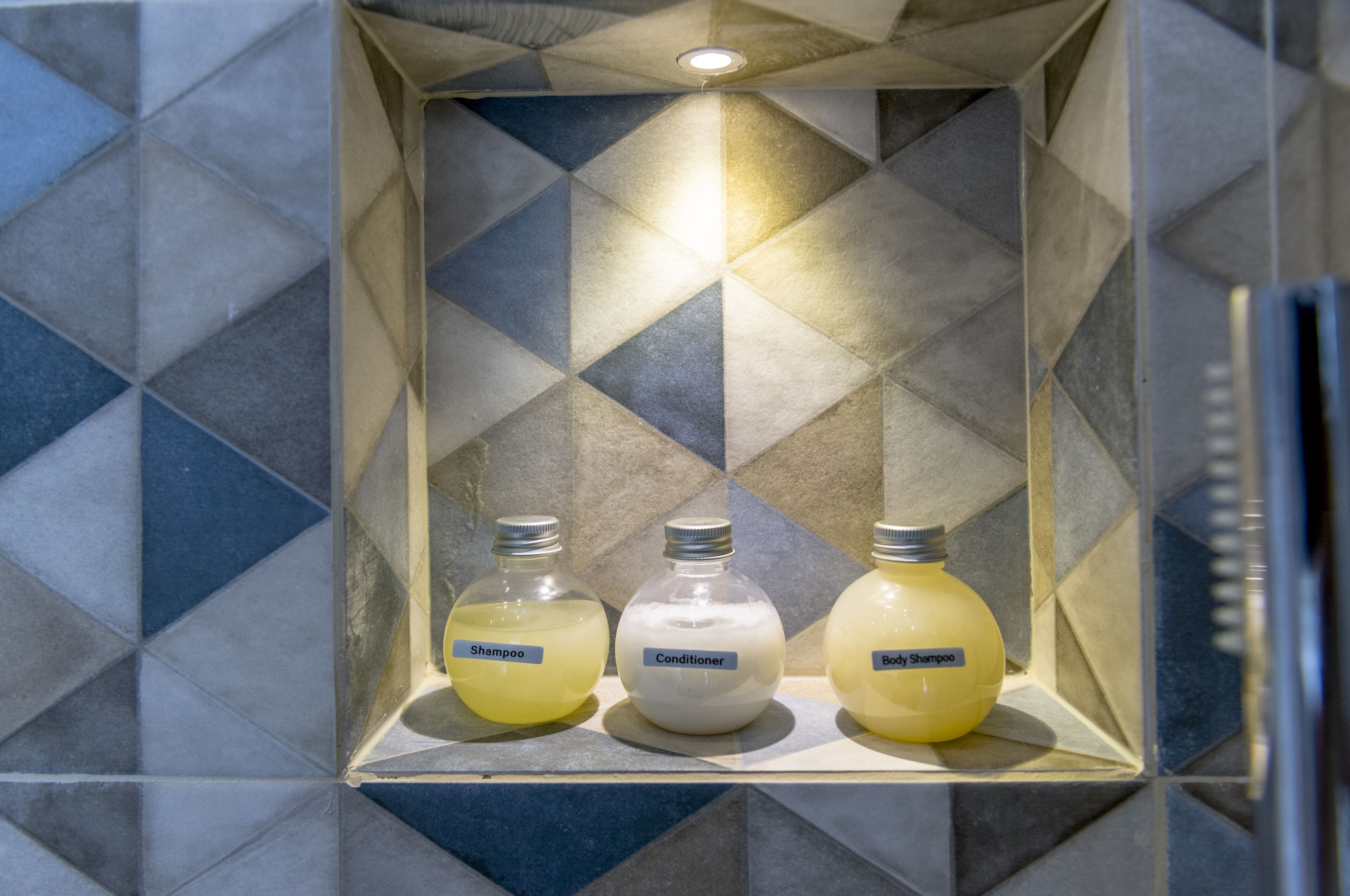 Équipements de salle de bain
