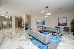 Lobby - PENTHOUSE WITH A SPECTACULAR VIEWS OF THE GULF OF MEXICO EQUALY SARASOTA BAY (Longboat Key)
