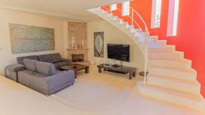 Unclassified image, 3 of 48, button - Villa Maitreya - Five Bedroom Villa, Sleeps 12 (Son Bou)