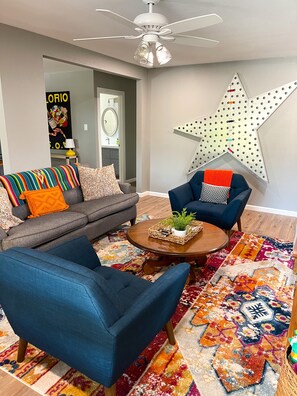 TV - Curated for Fun with Hot Tub, Bikes, Fire Pit & More! (Kerrville)