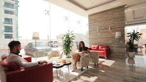 Reception - Roma By Giovanni Boutique Suites (Dubai)