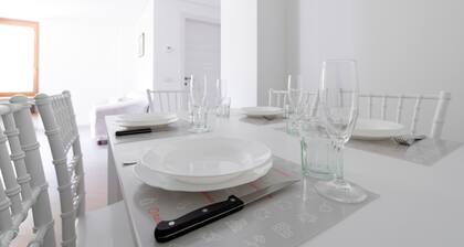 Villa Tola - Verde - One Bedroom Apartment, Sleeps 3