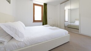 1 camera, ferro/asse da stiro, Wi-Fi gratuito, lenzuola