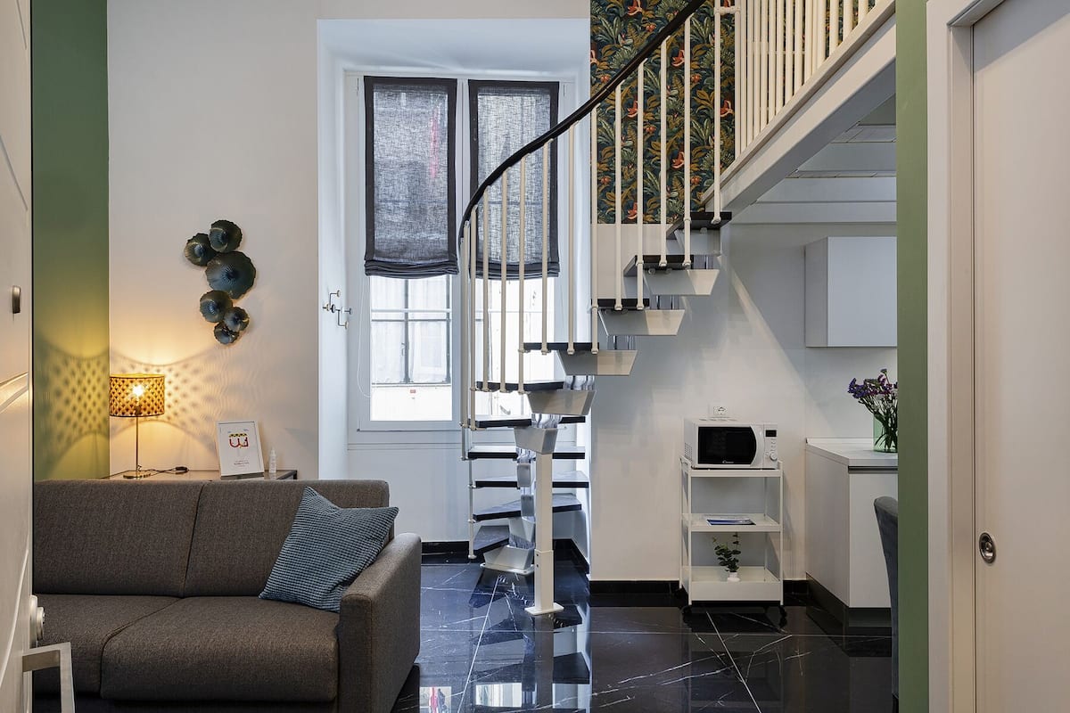 City Apartment | Living area