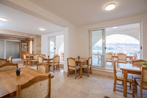 Dining - Villa Buenavista Trogir (Mastrinka)