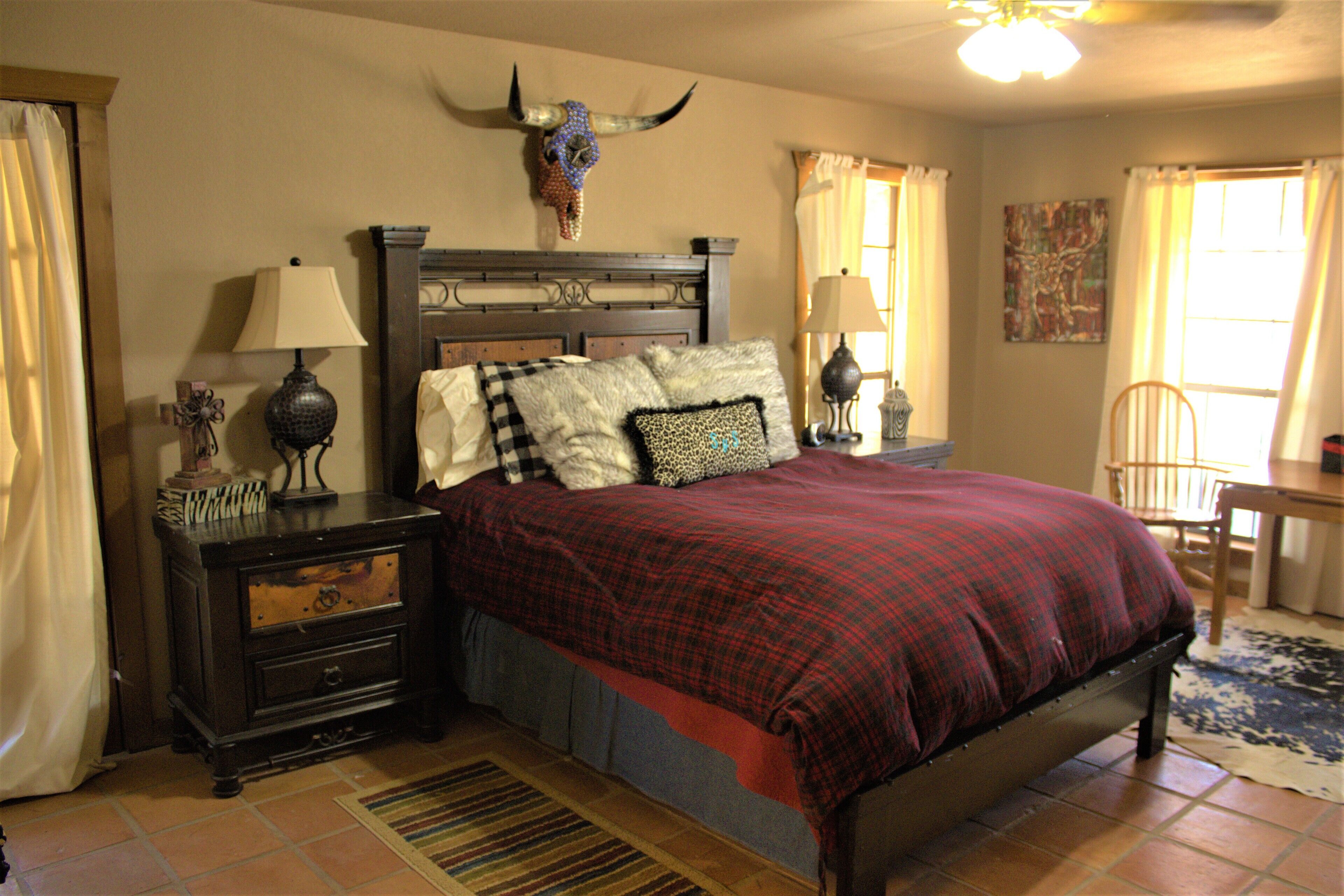 3 bedrooms, iron/ironing board, travel crib, free WiFi