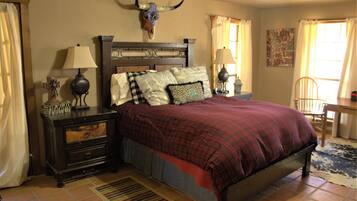 3 bedrooms, iron/ironing board, travel crib, free WiFi