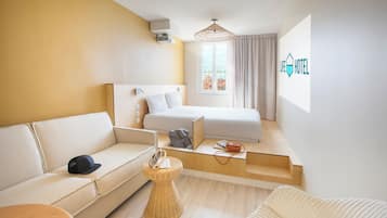 Family Room | Soundproofing, free WiFi, bed sheets